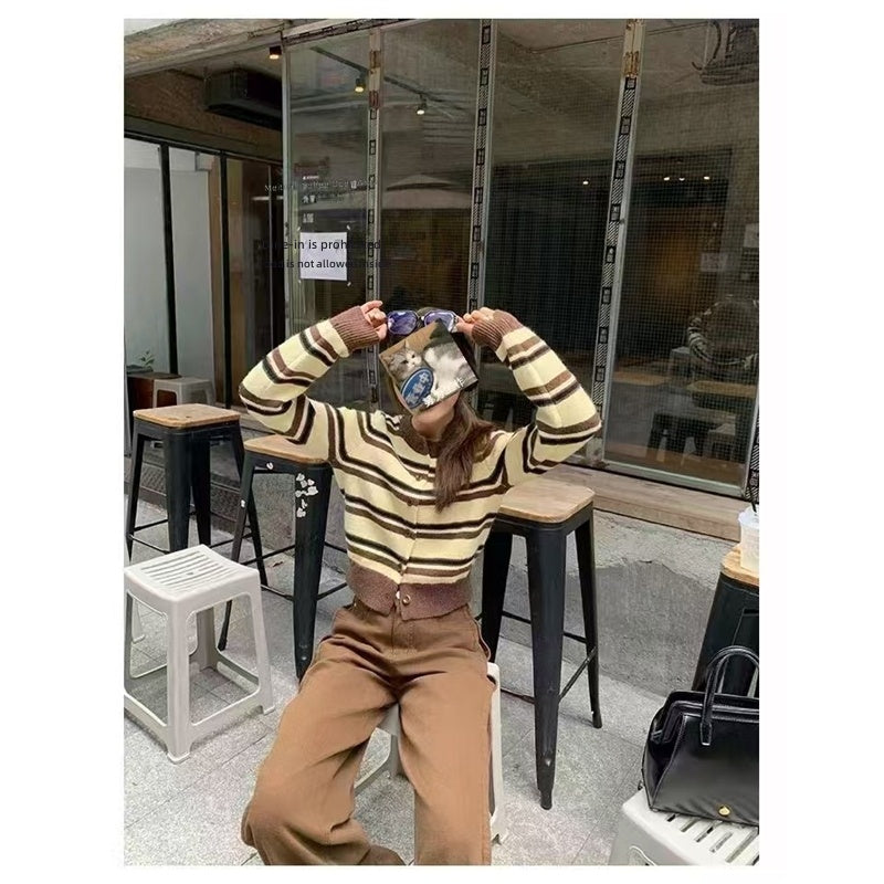 11683658