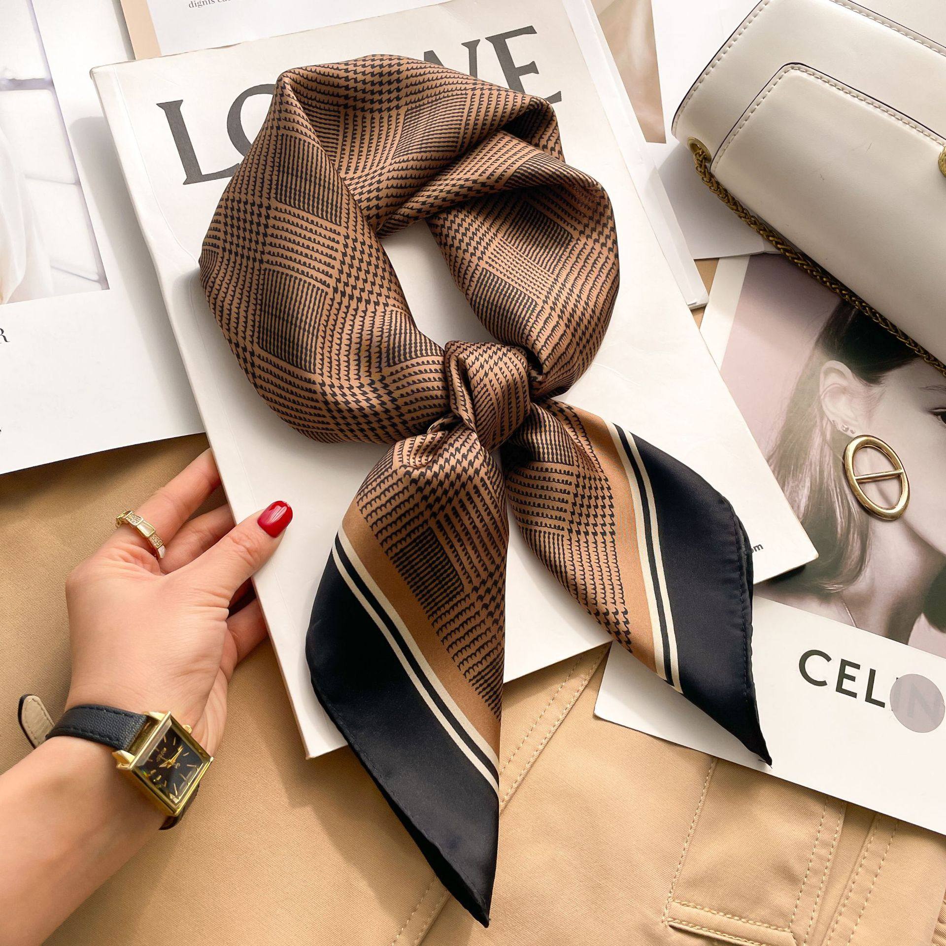 11308536