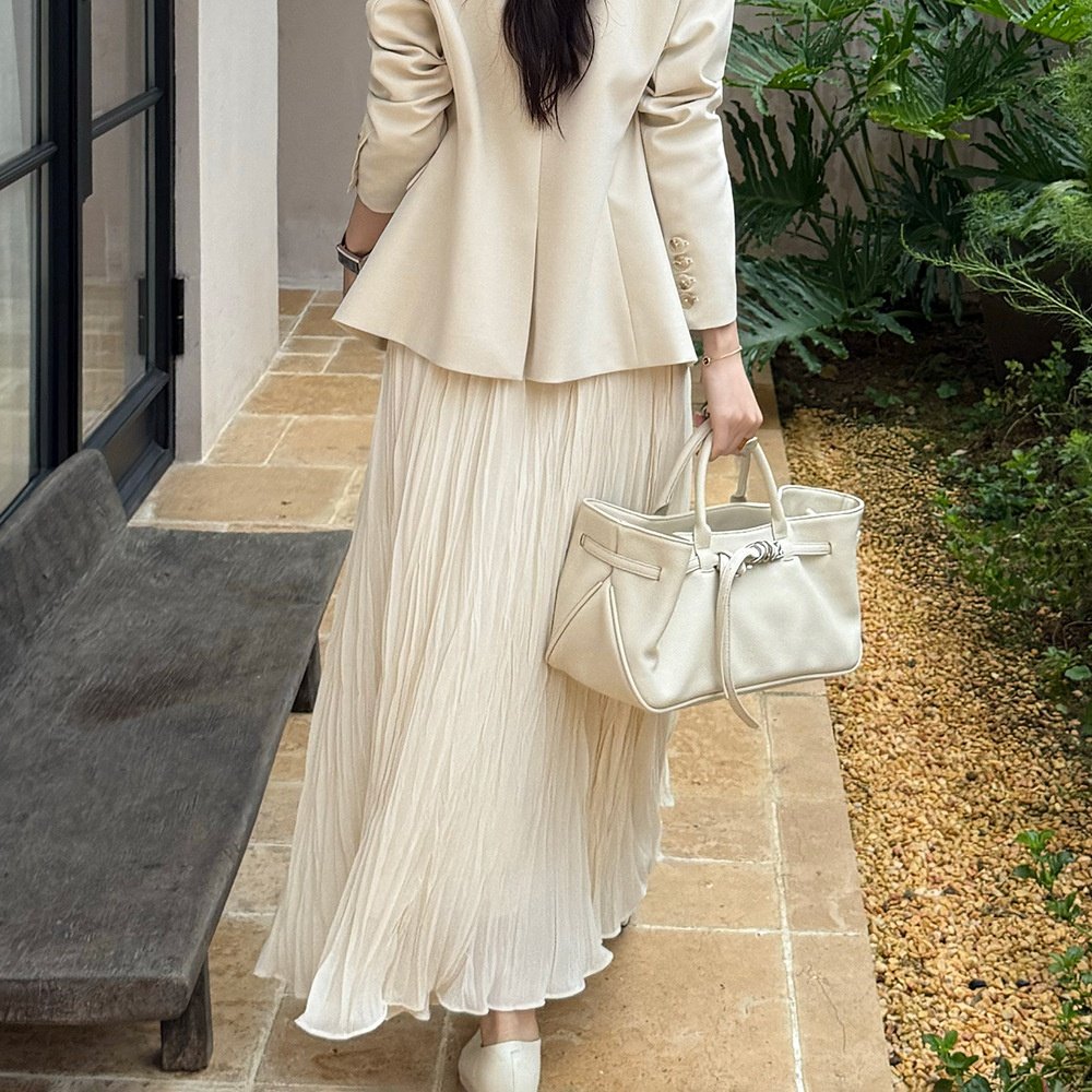 11258870