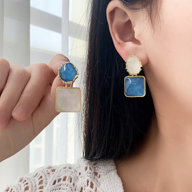 11888786